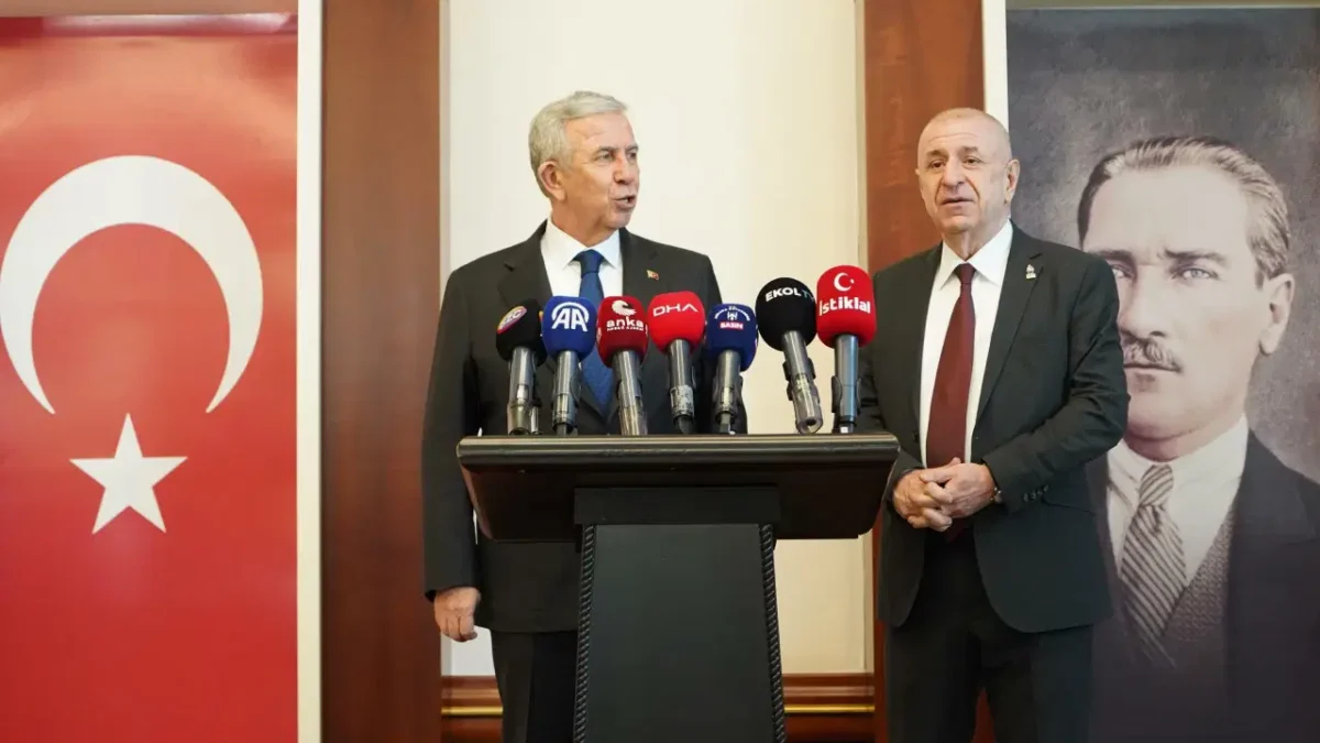 Ümit Özdağ: ‘Zafer Partisi Mansur Yavaş’ın yanındadır’