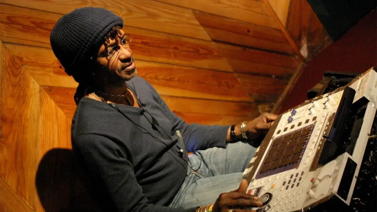 Grammy ödüllü baterist Sly Dunbar hayatını kaybetti