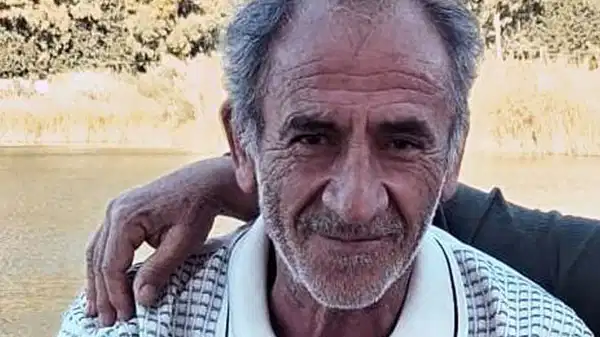 Kendisini eve bırakan arkadaşının otomobilinin altında kalıp öldü