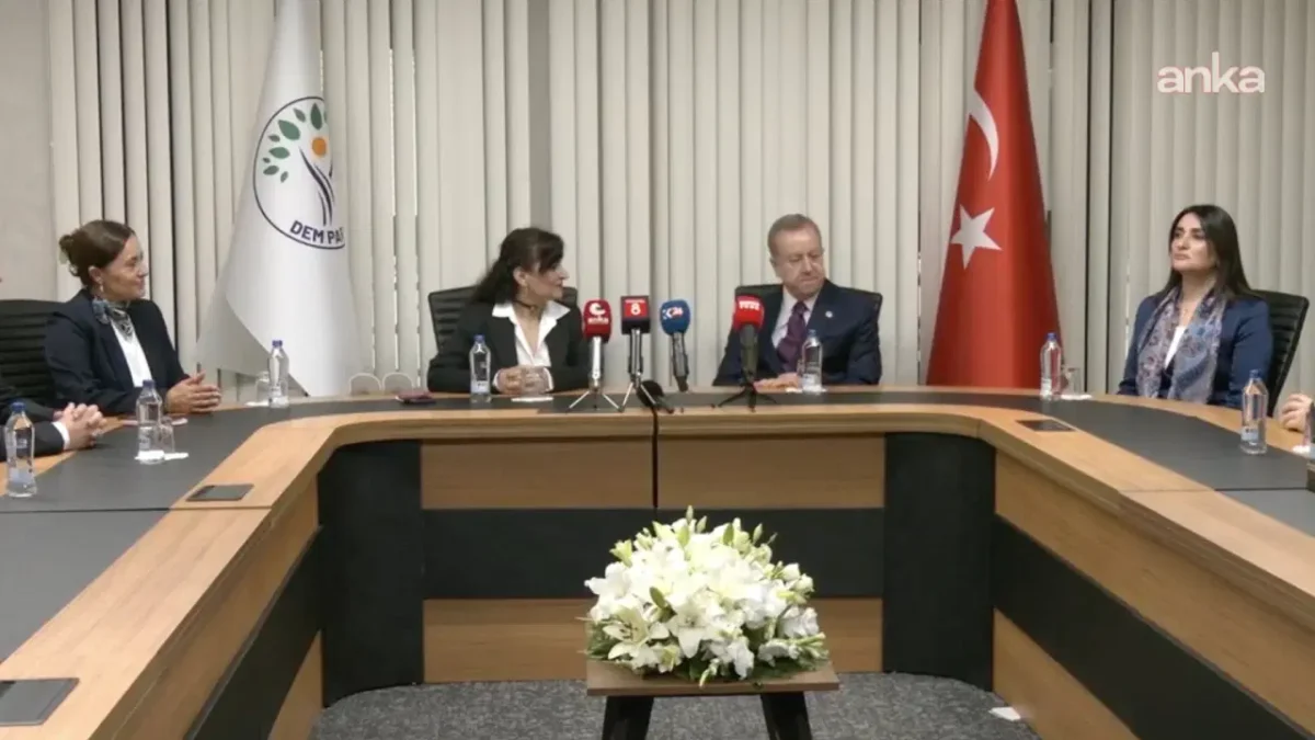 MHP heyetinden DEM Parti’ye bayram ziyareti