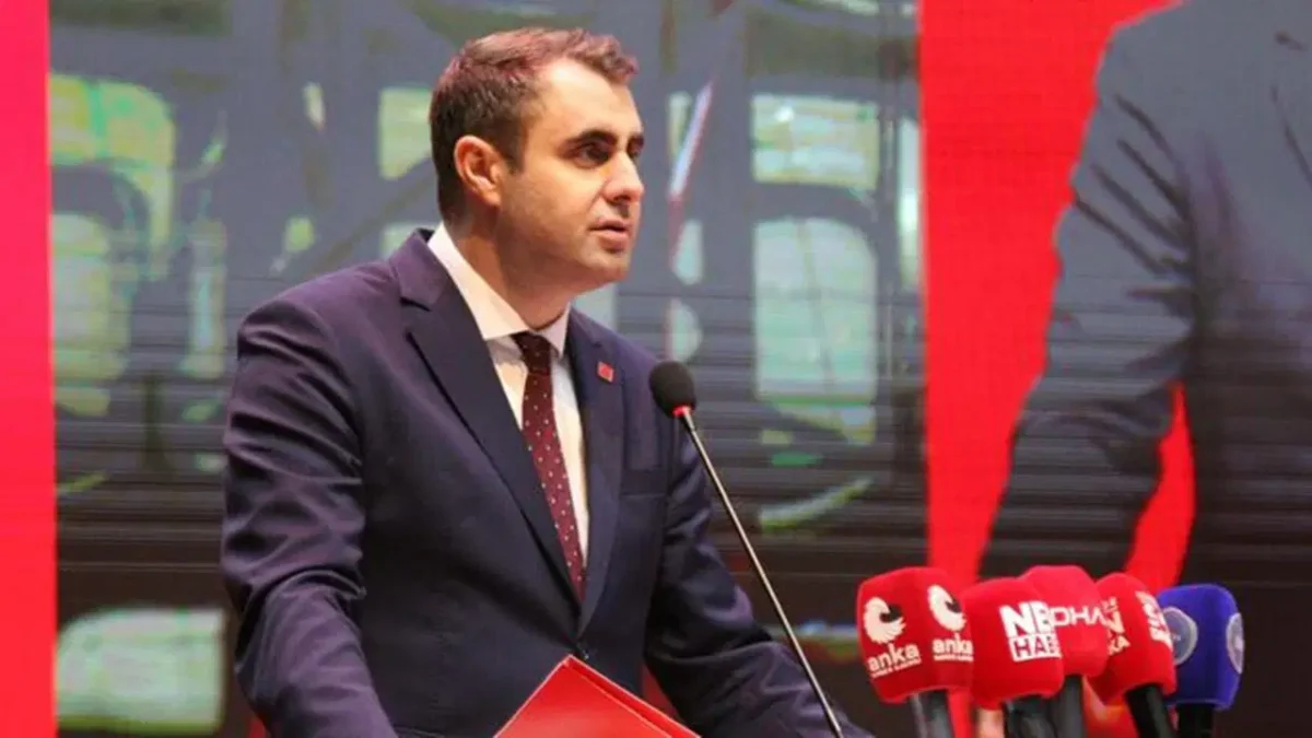 İstanbul’un ardından… CHP İzmir İl Başkanlığı’nın Facebook hesabına da el konuldu