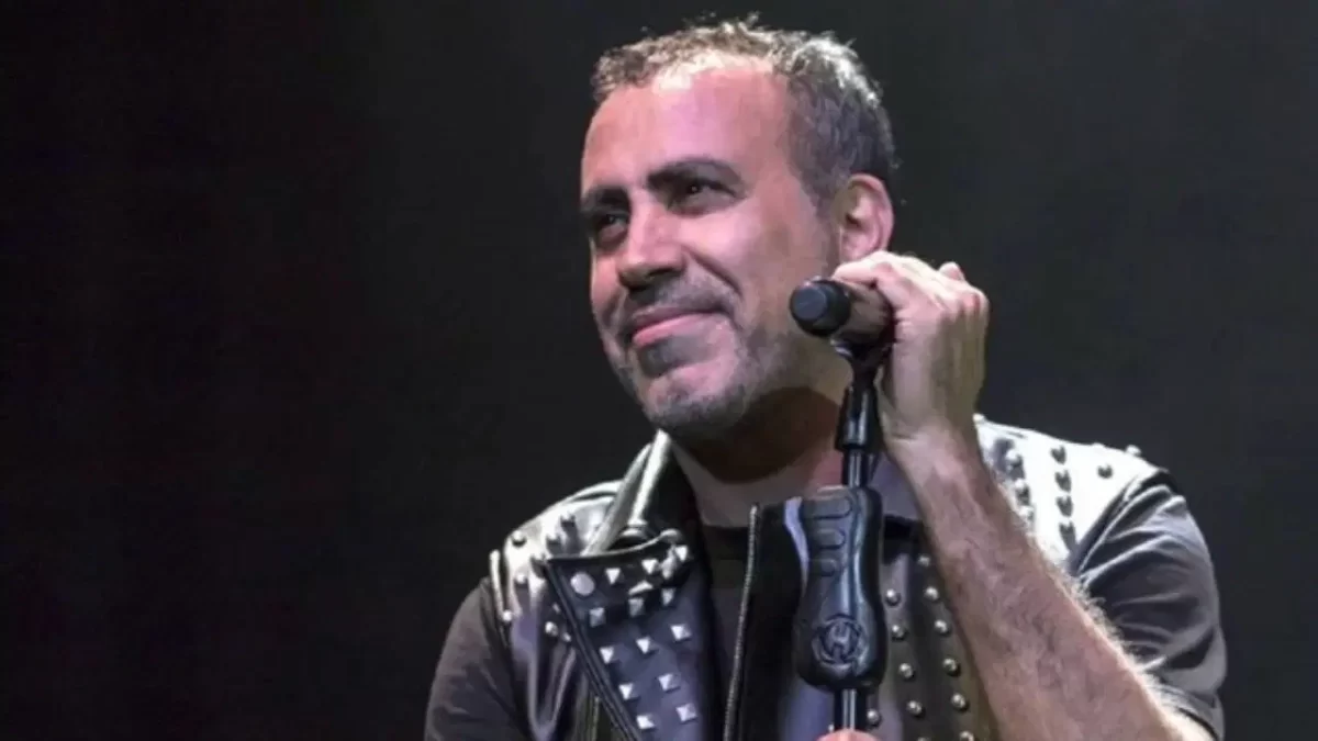 Yoğun bakımdan çıkarılan Haluk Levent konserde fenalaştı