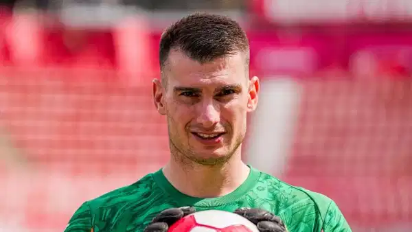 Dominik Livakovic’ten transfer iddialarına yanıt: ‘Fenerbahçe’nin ne söyleyeceğini görmek lazım’