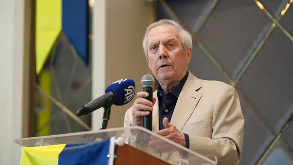 Aziz Yıldırım’dan Aykut Kocaman sorusuna yanıt: ‘Kaybedersek kaybederiz, hiç önemli değil’