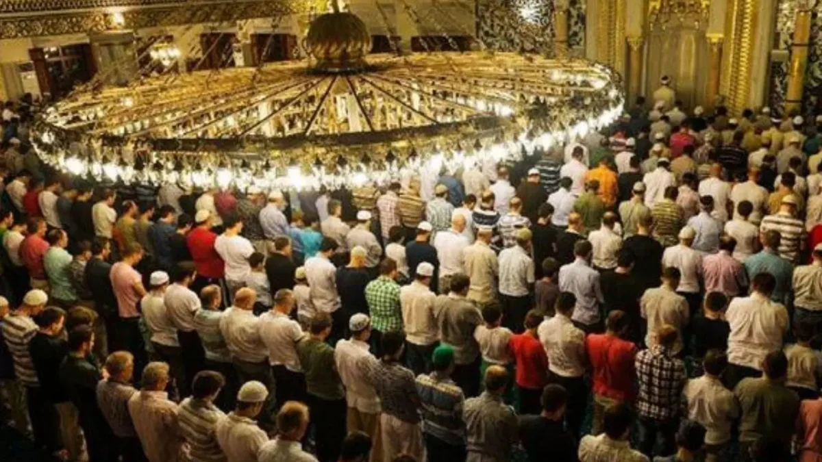 Bayram namazı saat kaçta? Bayram namazı saatleri İstanbul, Ankara, İzmir…