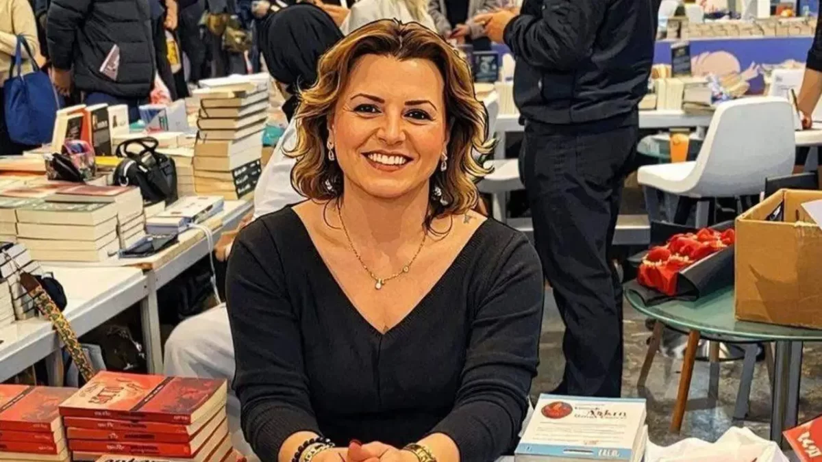 Yazar Ayten Öztürk, yeğeni tarafından bıçakla katledildi