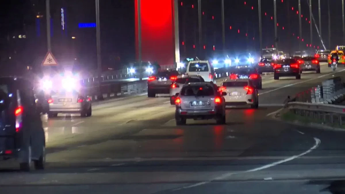 İstanbul’da bayram dönüşü köprülerde trafik yoğunluğu