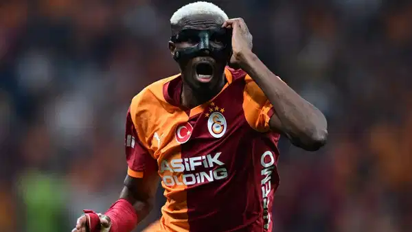 ‘Kulüp değiştirmek üzere’ demişti: Victor Osimhen’den hocasına yanıt!