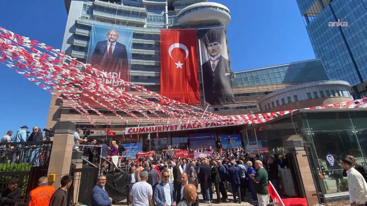 CHP Genel Merkezi’nde ‘Halkla Bayramlaşma’ programı…