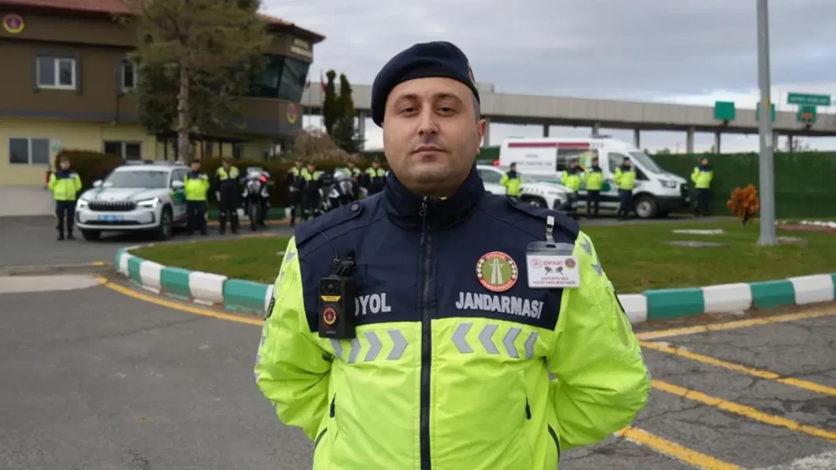 Görev başında şehit oldu: Baba evi Türk bayraklarıyla donatıldı